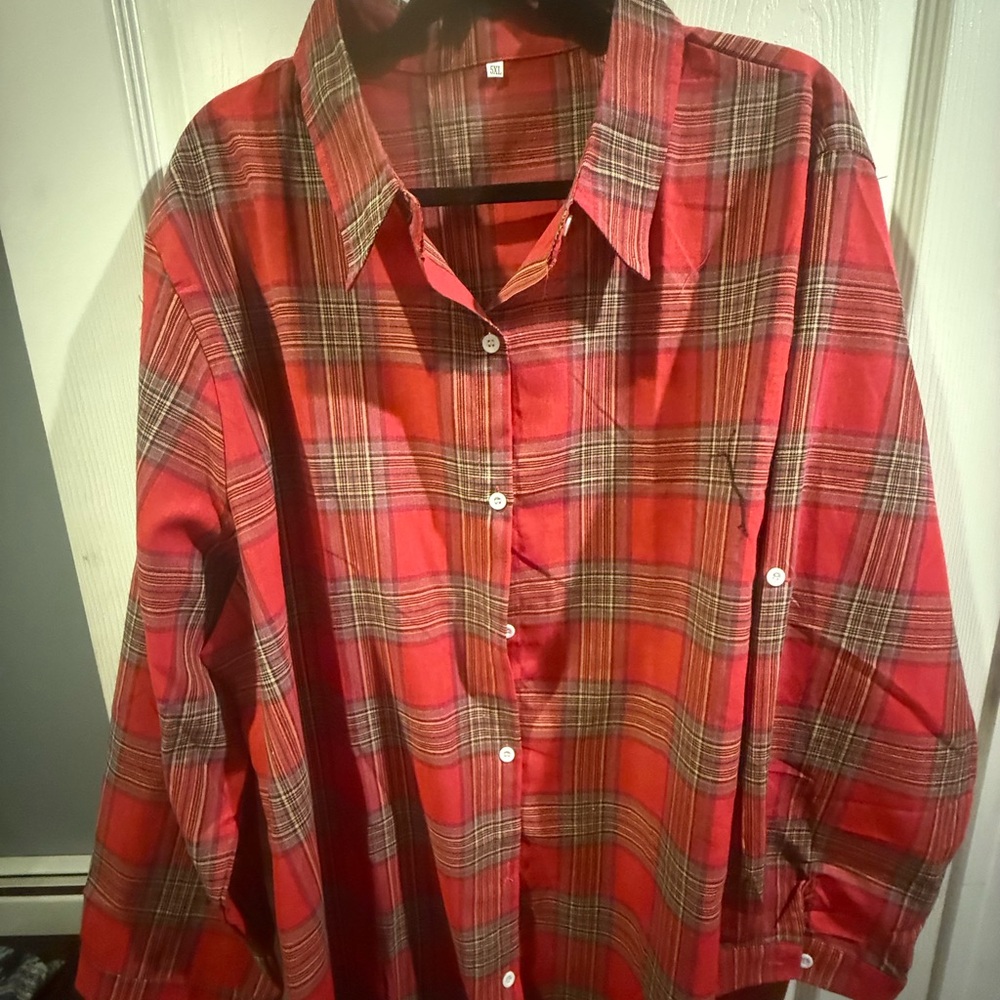 Source Unknown Red Plaid Women's Tunic